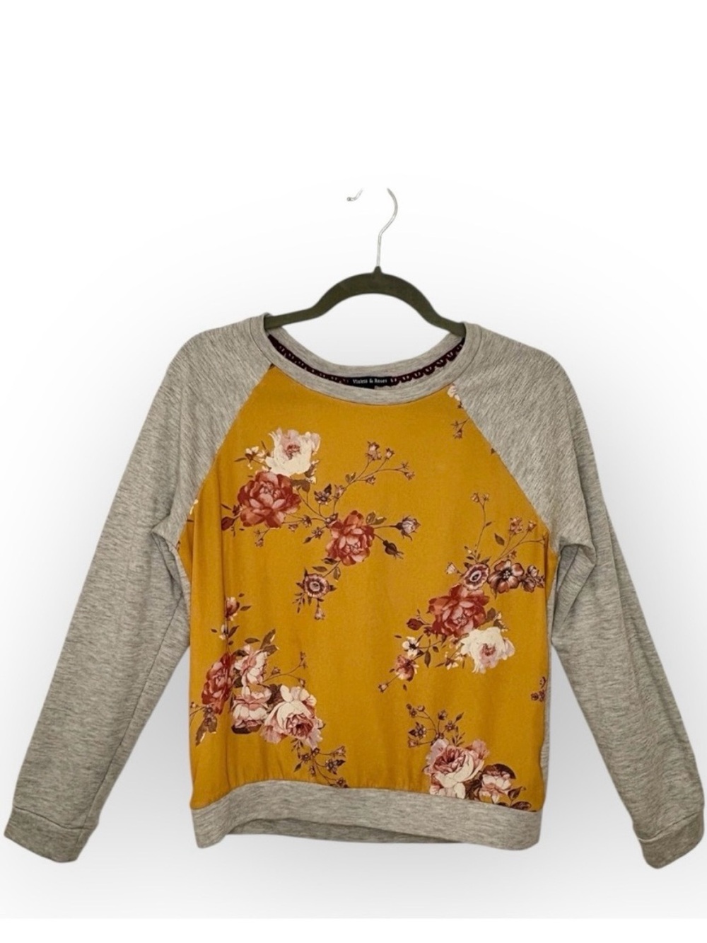 Violets & Roses Mustard Floral Raglan Sweatshirt Gray Sweatshirt Pullover Small